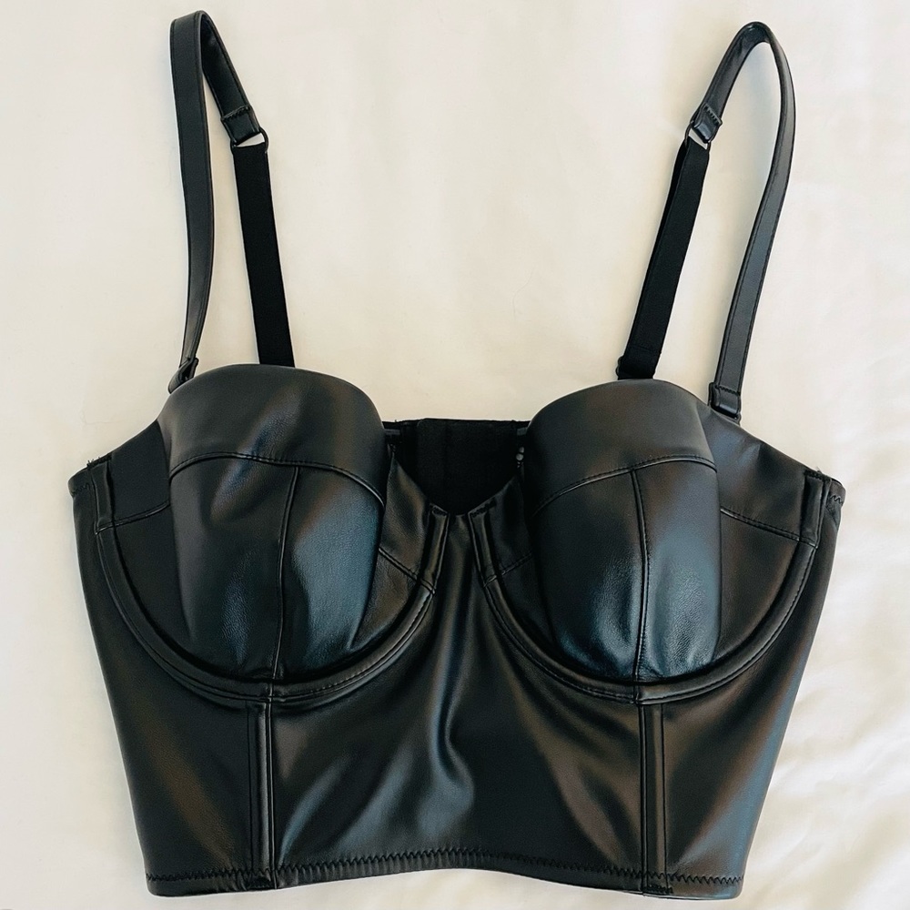 Victoria’s Secret Top